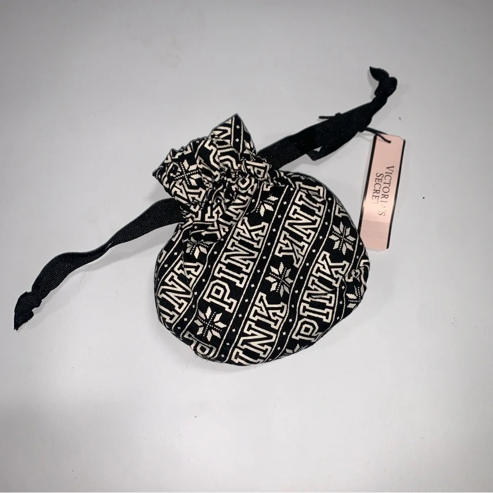 PINK Victoria's Secret Black and White Drawstring Bag‎ / Coin Pouch 6070
